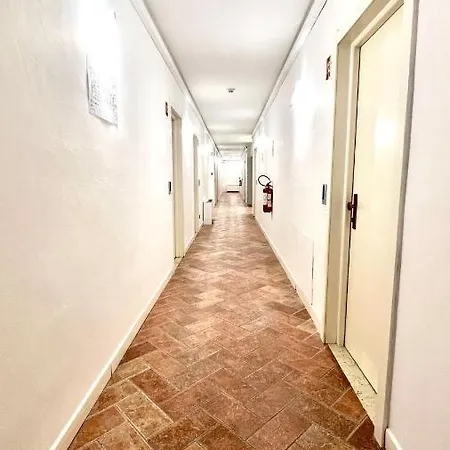 Sagostino House Hotel 2*