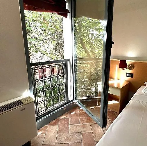 Sagostino House فندق SantʼAgostino