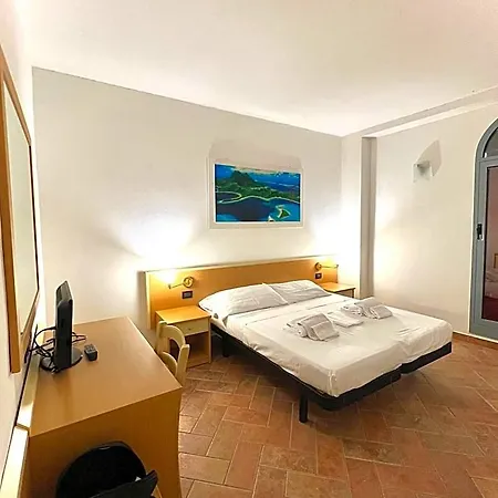 Hotel Sagostino House 2*