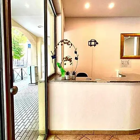 Sagostino House 2*