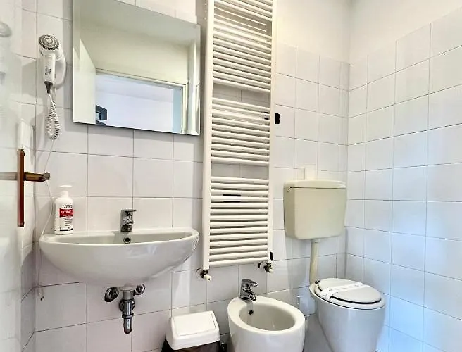 Sagostino House מלון SantʼAgostino