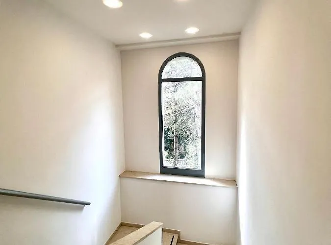 Sagostino House 2*