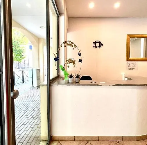 מלון Sagostino House